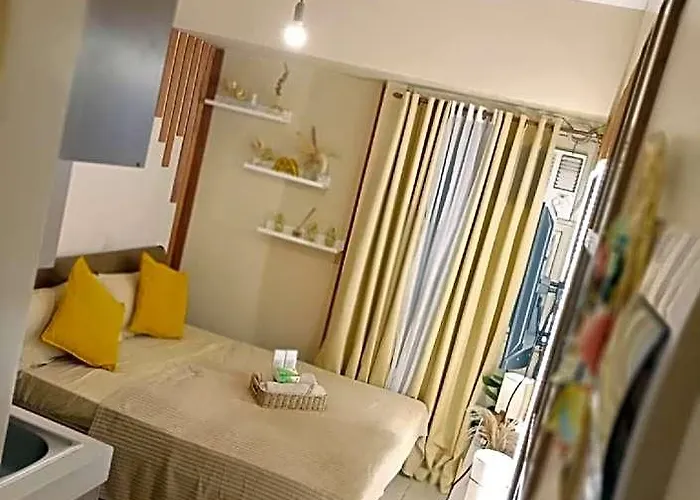 酒店 Ludy's Mandaluyong Staycation