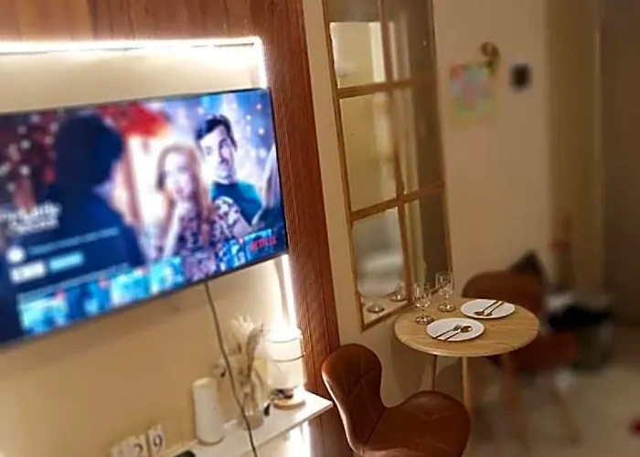 Ludy's Mandaluyong Staycation 酒店 4*